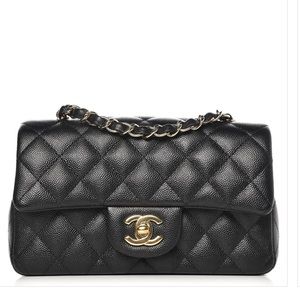 Meet your Posher, Cami